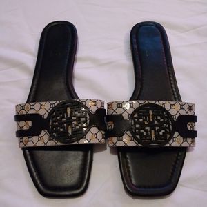 Women's Rogue sandals (B) patterned size 11/41